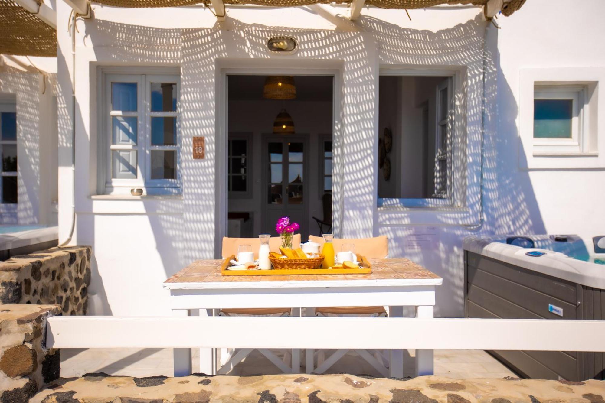 Phaos Santorini Suites Imerovígli Eksteriør bilde